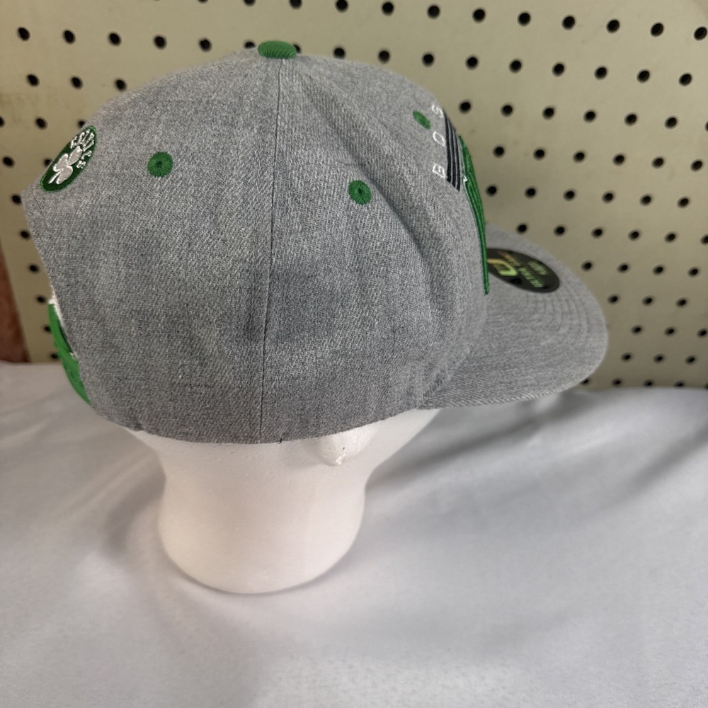 Boston Celtics Ultra Game Snapback Hat - Picture 4 of 8